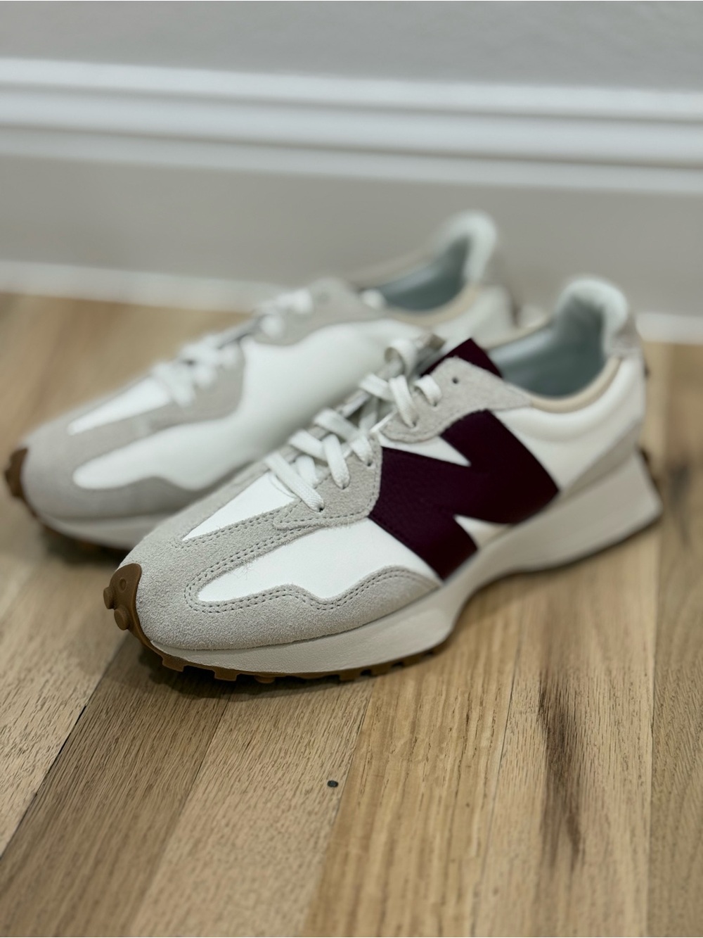 New Balance 327 Sneakers  Moonbeam / Classic Burgundy - Picture 4 of 7
